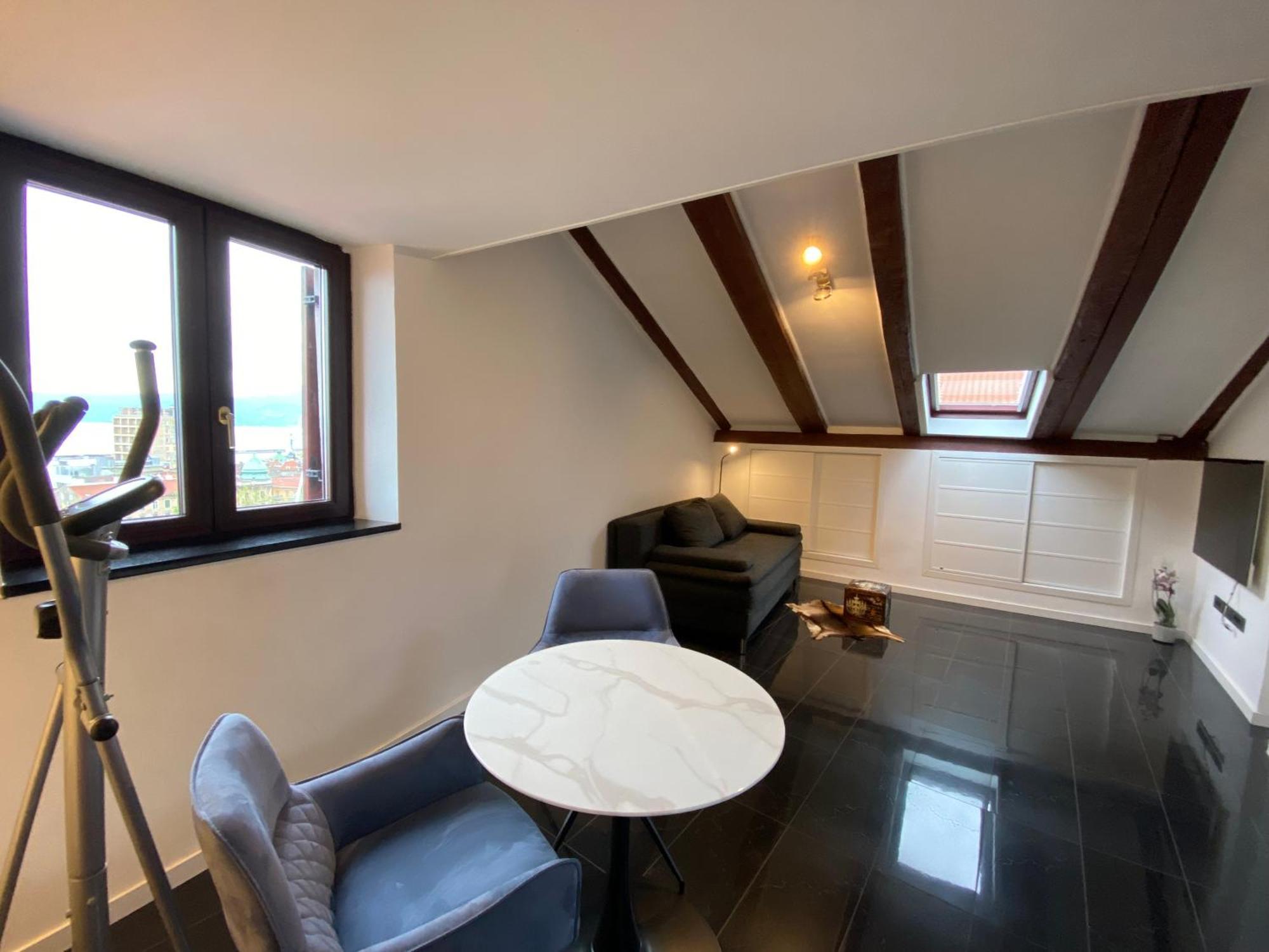 Penthouse Rijeka Centar Apartment Exterior photo